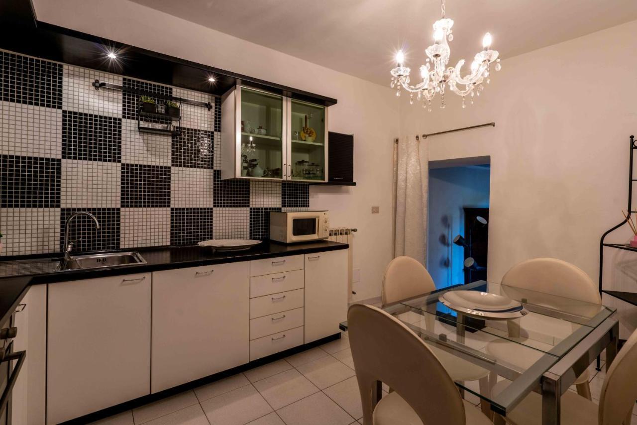B&B Palazzo Del Duca Черво Экстерьер фото